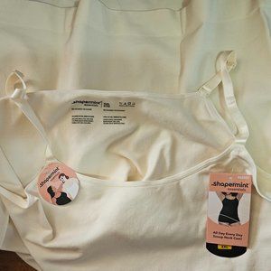 Shapermint Essentials Scoop Neck Cami